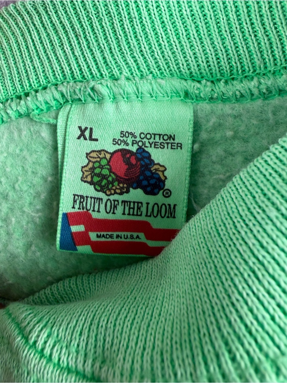 Fruit of the Loom Made IN THE USA Vintage Green Detroit News Crewneck Sweatshirt - Picture 2 of 6